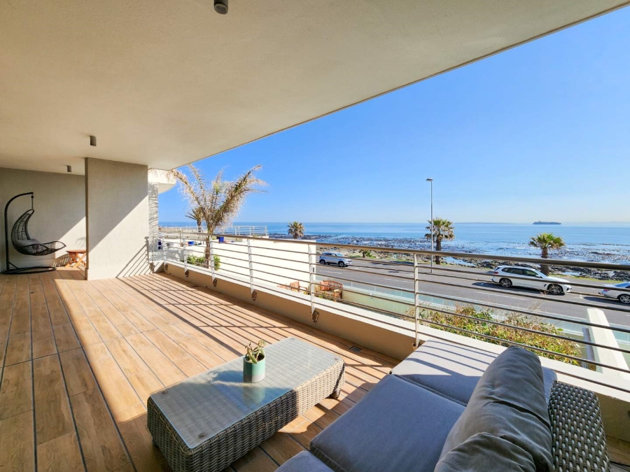 3 Bedroom Property for Sale in Mouille Point Western Cape